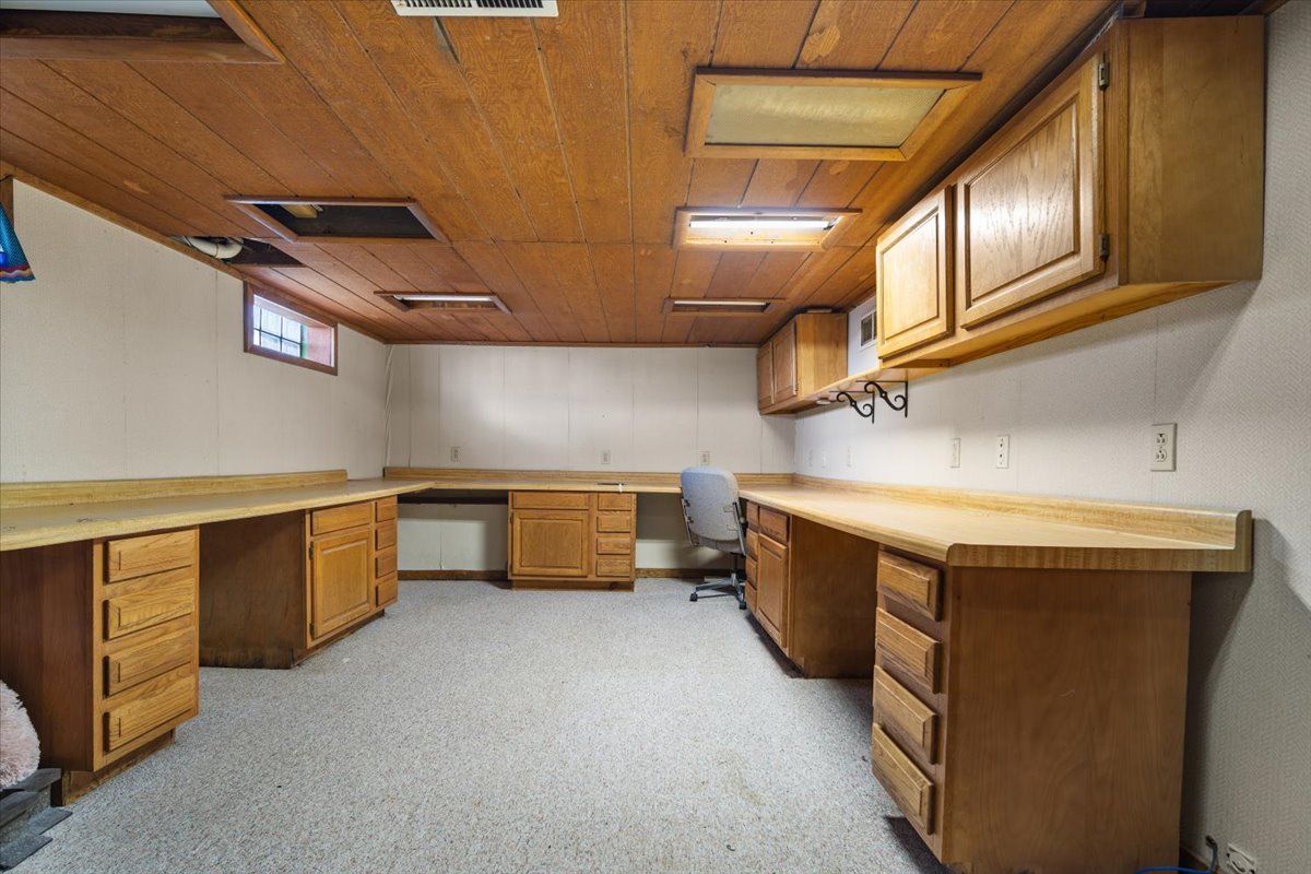 23875 E 00 N Road, Cropsey, IL 61731