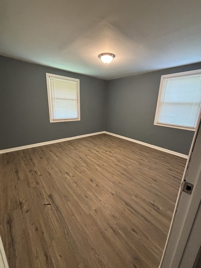 9713 S Oglesby Avenue, Chicago, IL 60617