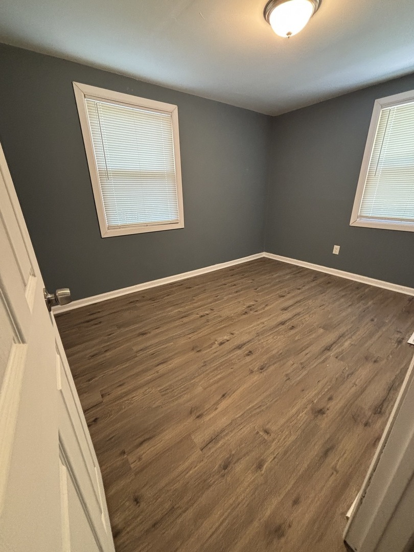 9713 S Oglesby Avenue, Chicago, IL 60617