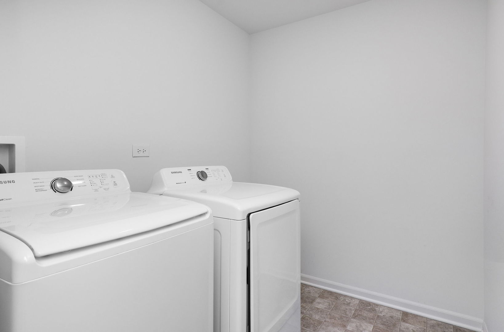 166 Morning Glory Way, Elgin, IL 60124