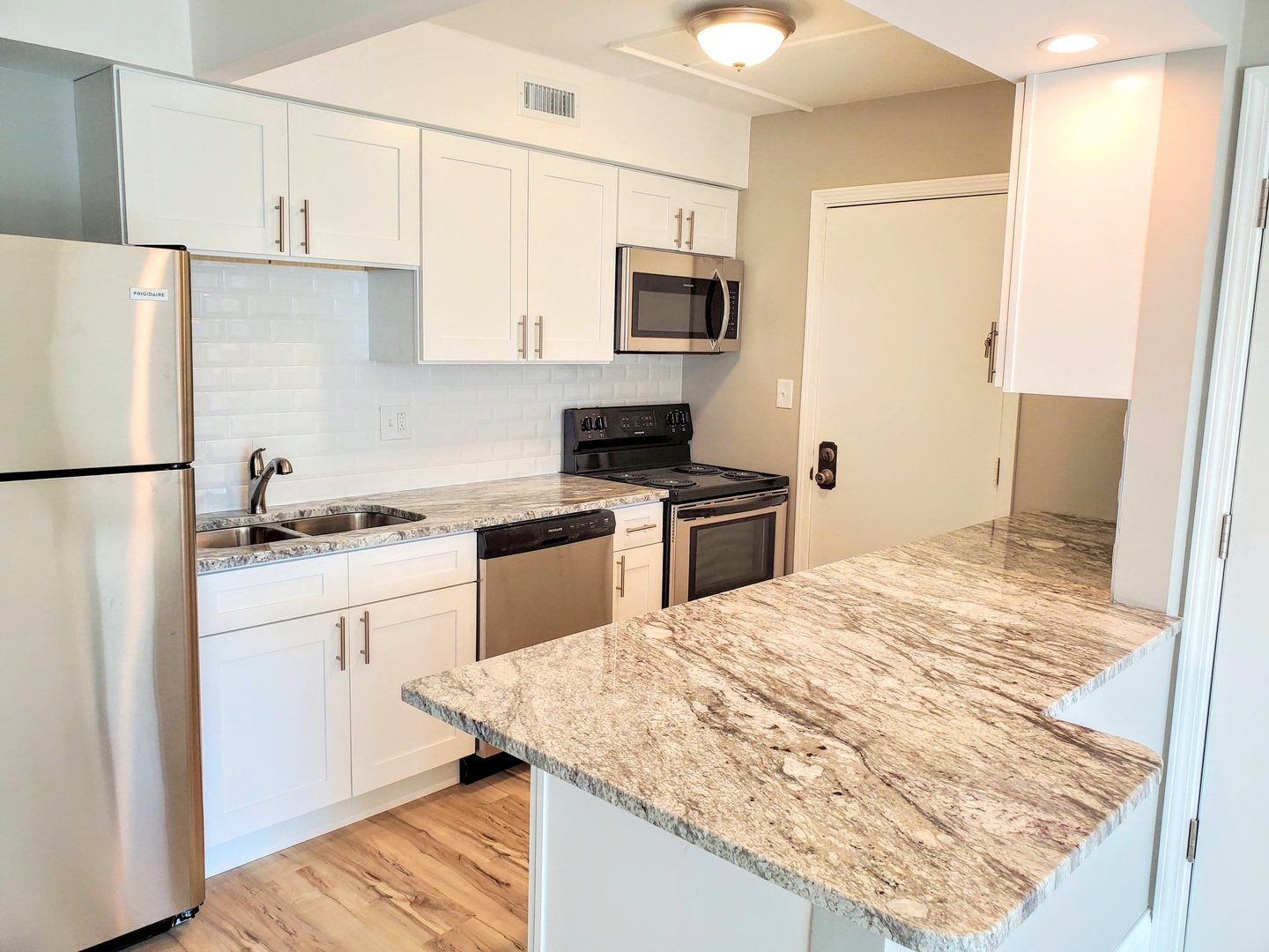8141 W 84th Place #2C, Justice, IL 60458
