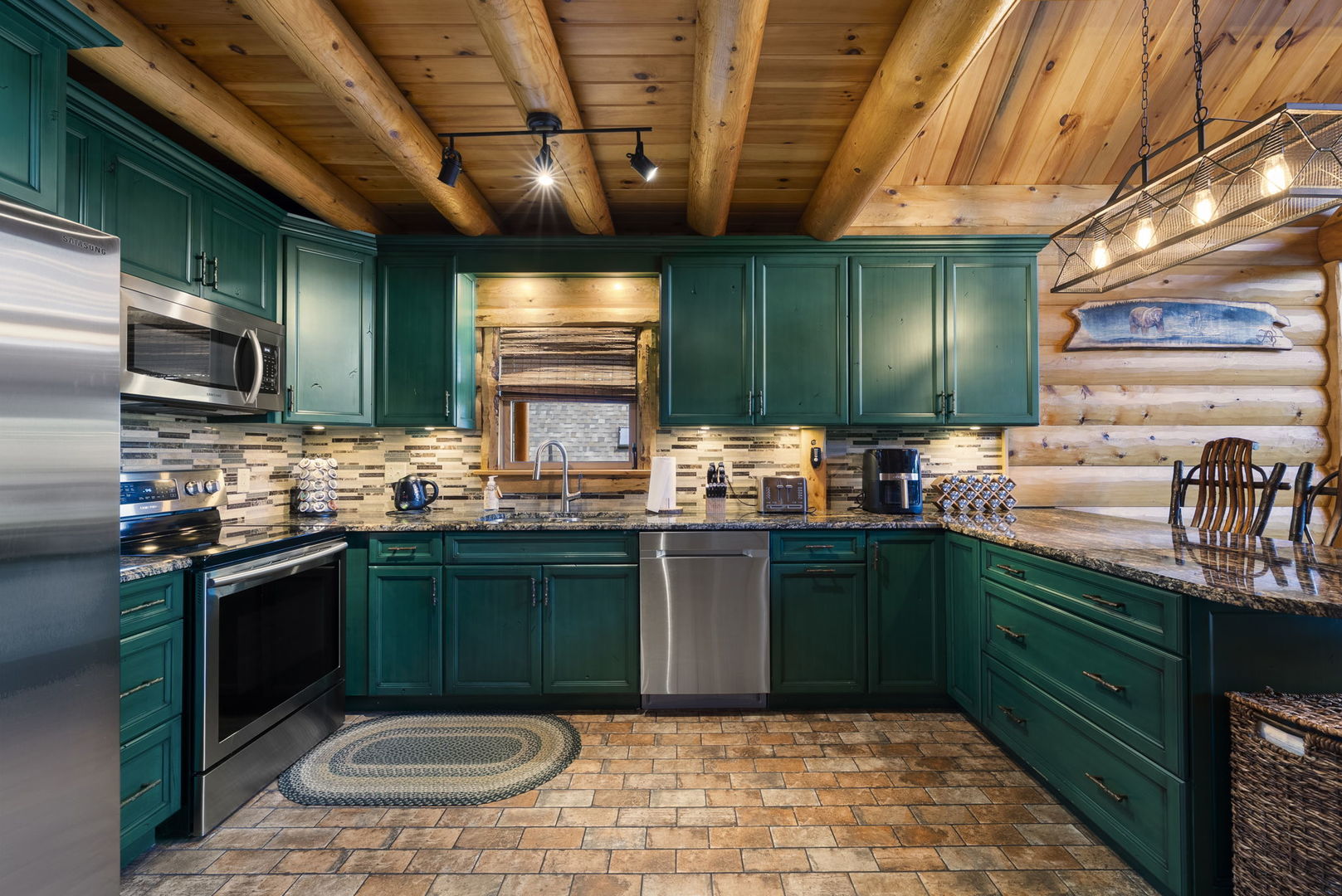 26 Magnolia Drive, Putnam, IL 61560