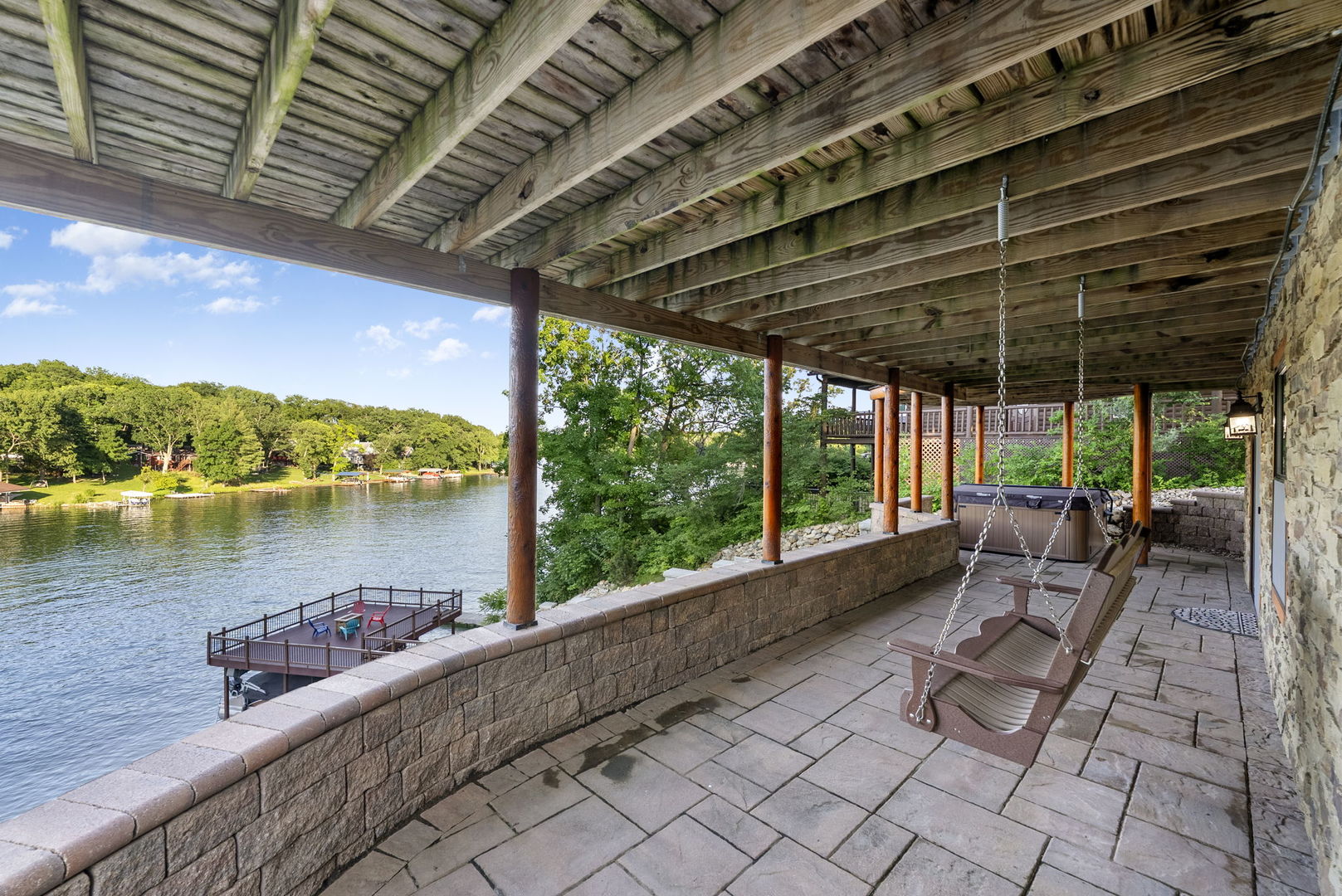 26 Magnolia Drive, Putnam, IL 61560