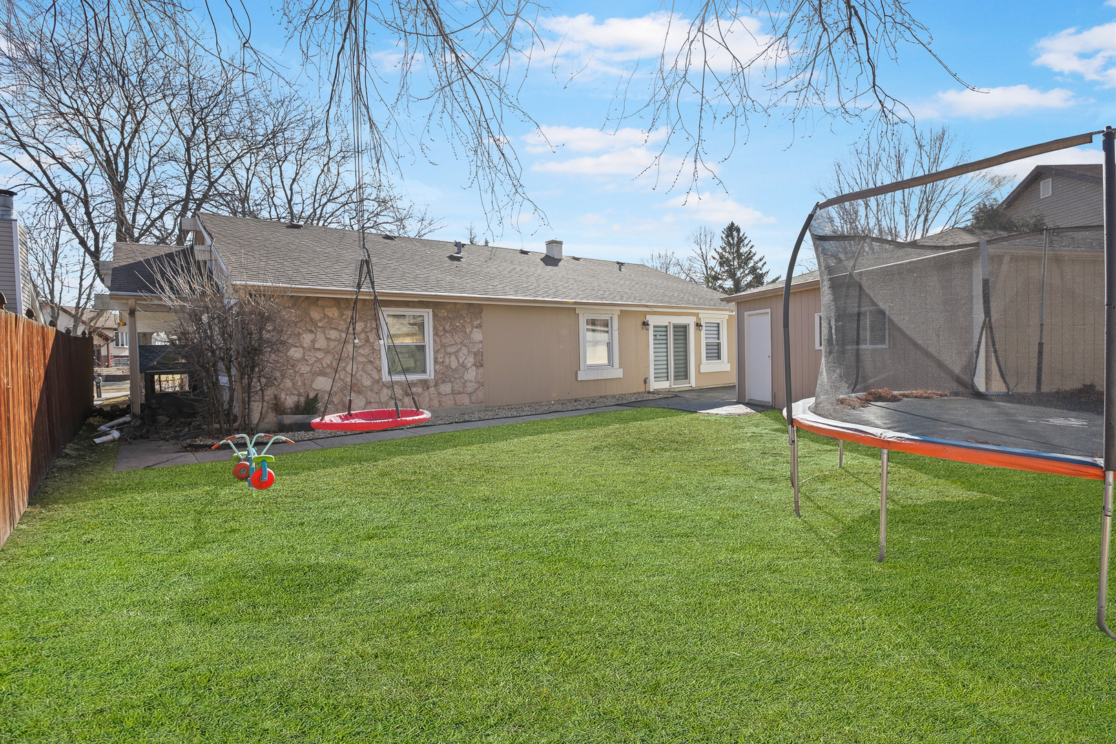 1184 Princeton Drive, Bartlett, IL 60103