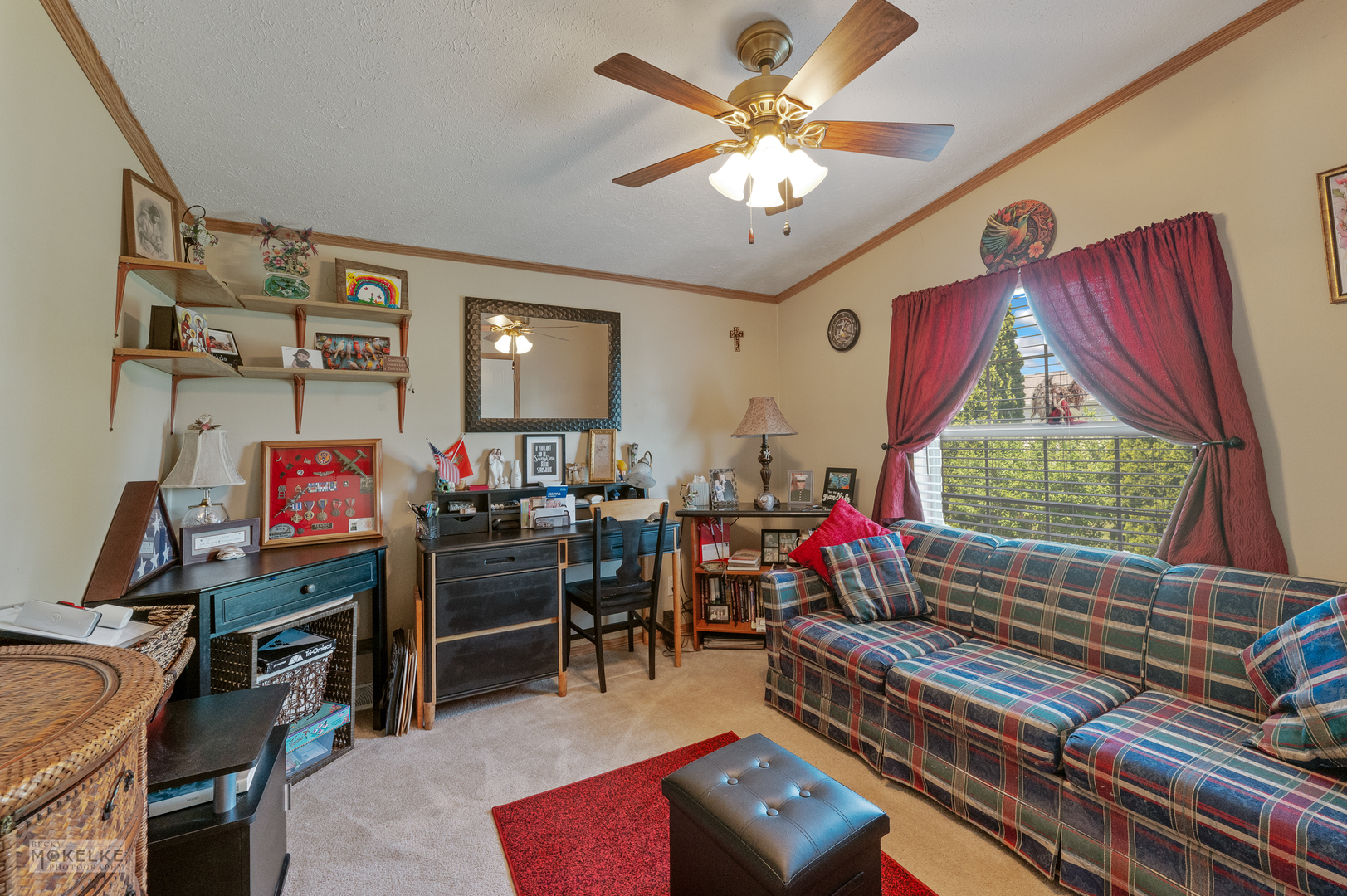 654 Bluebird Circle #B, Sandwich, IL 60548