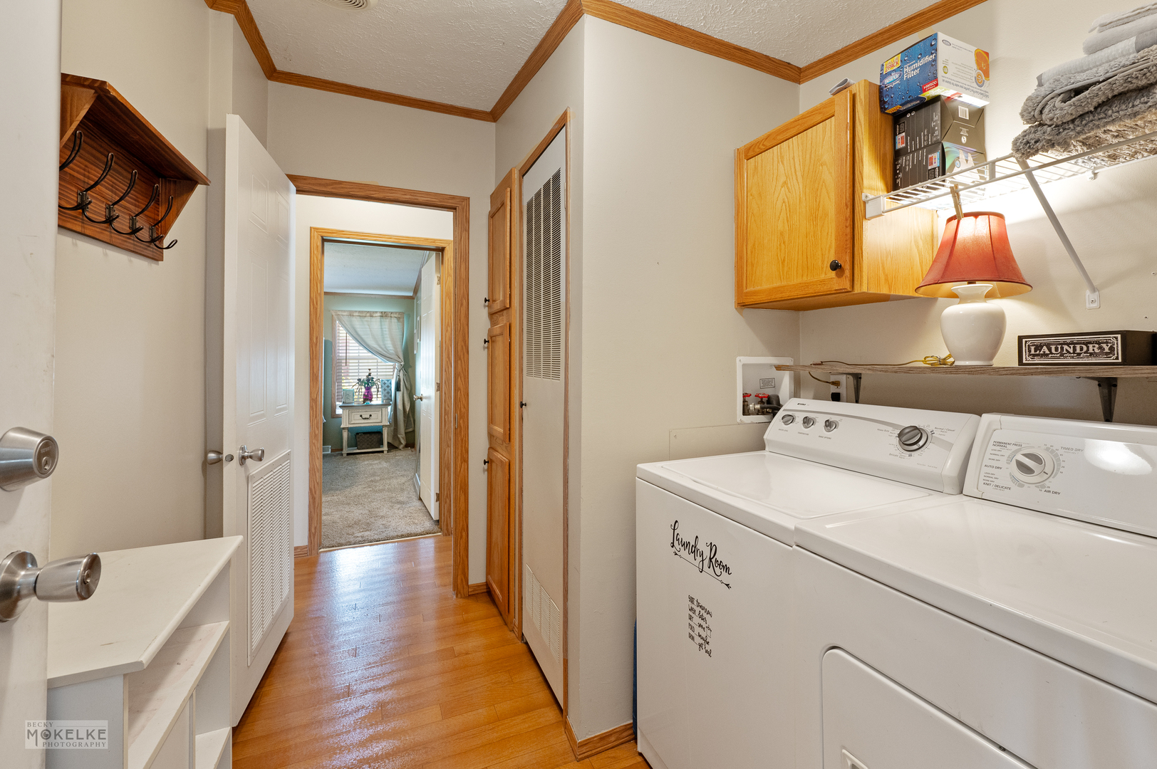 654 Bluebird Circle #B, Sandwich, IL 60548