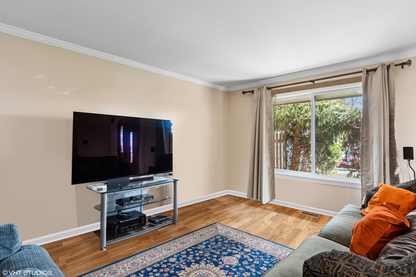 7330 Winthrop Way #2, Downers Grove, IL 60515