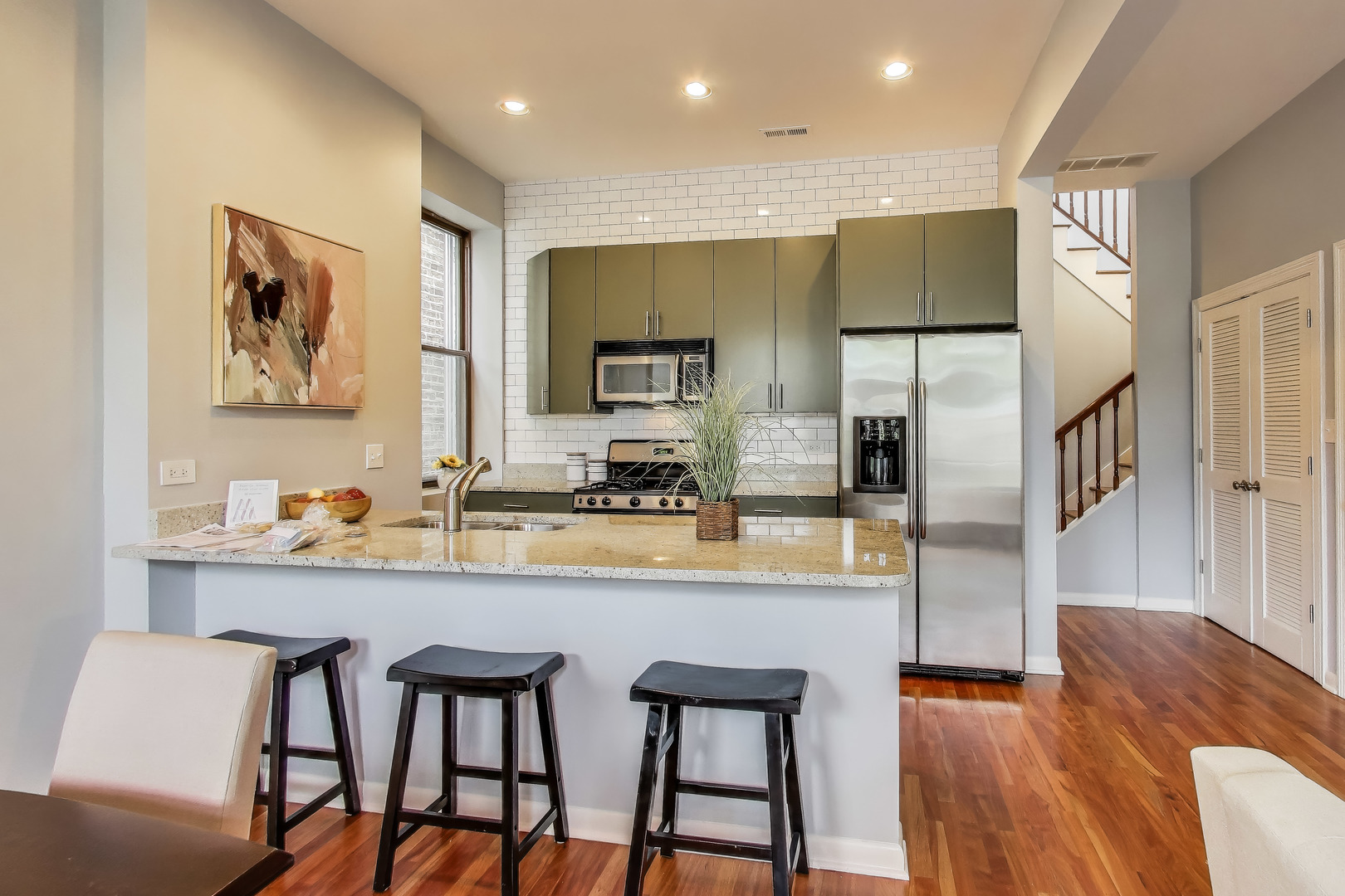 847 N Damen Avenue #2R, Chicago, IL 60622