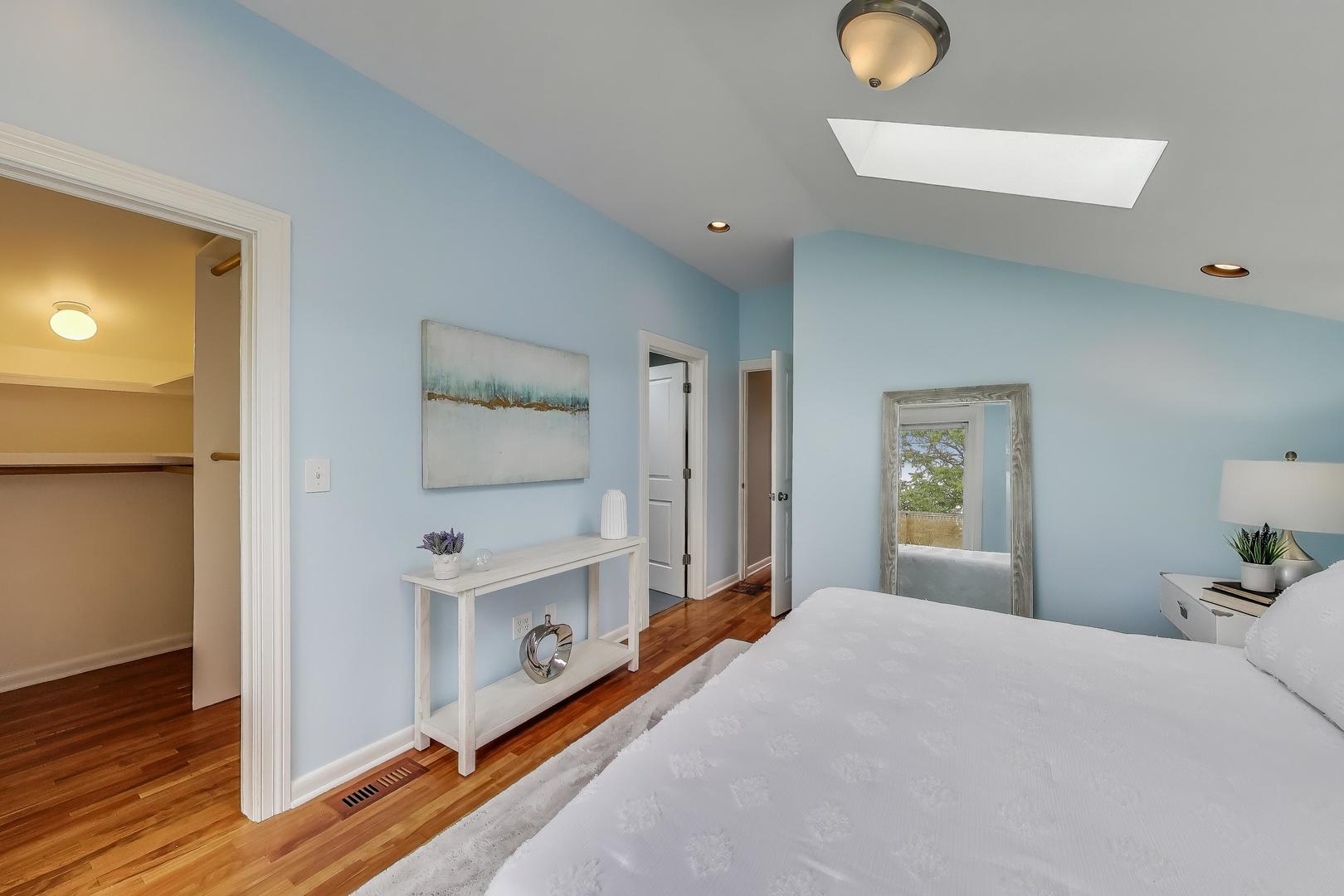 847 N Damen Avenue #2R, Chicago, IL 60622