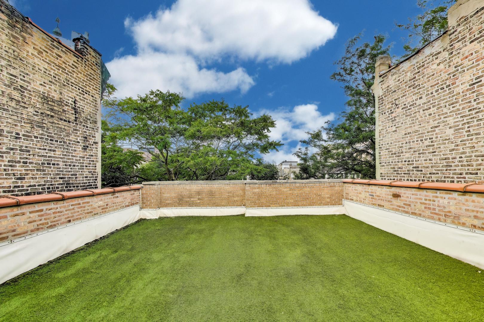 847 N Damen Avenue #2R, Chicago, IL 60622