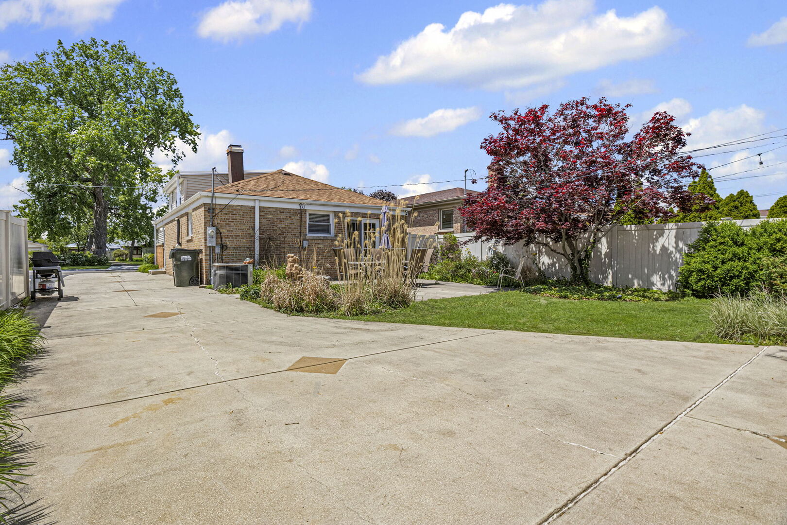 4061 Wesley Terrace, Schiller Park, IL 60176