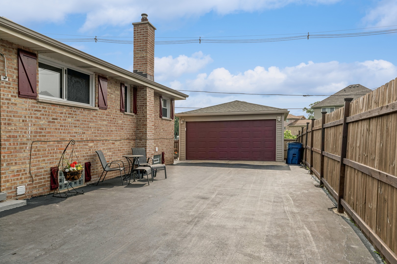 381 Iris Lane, Chicago Heights, IL 60411