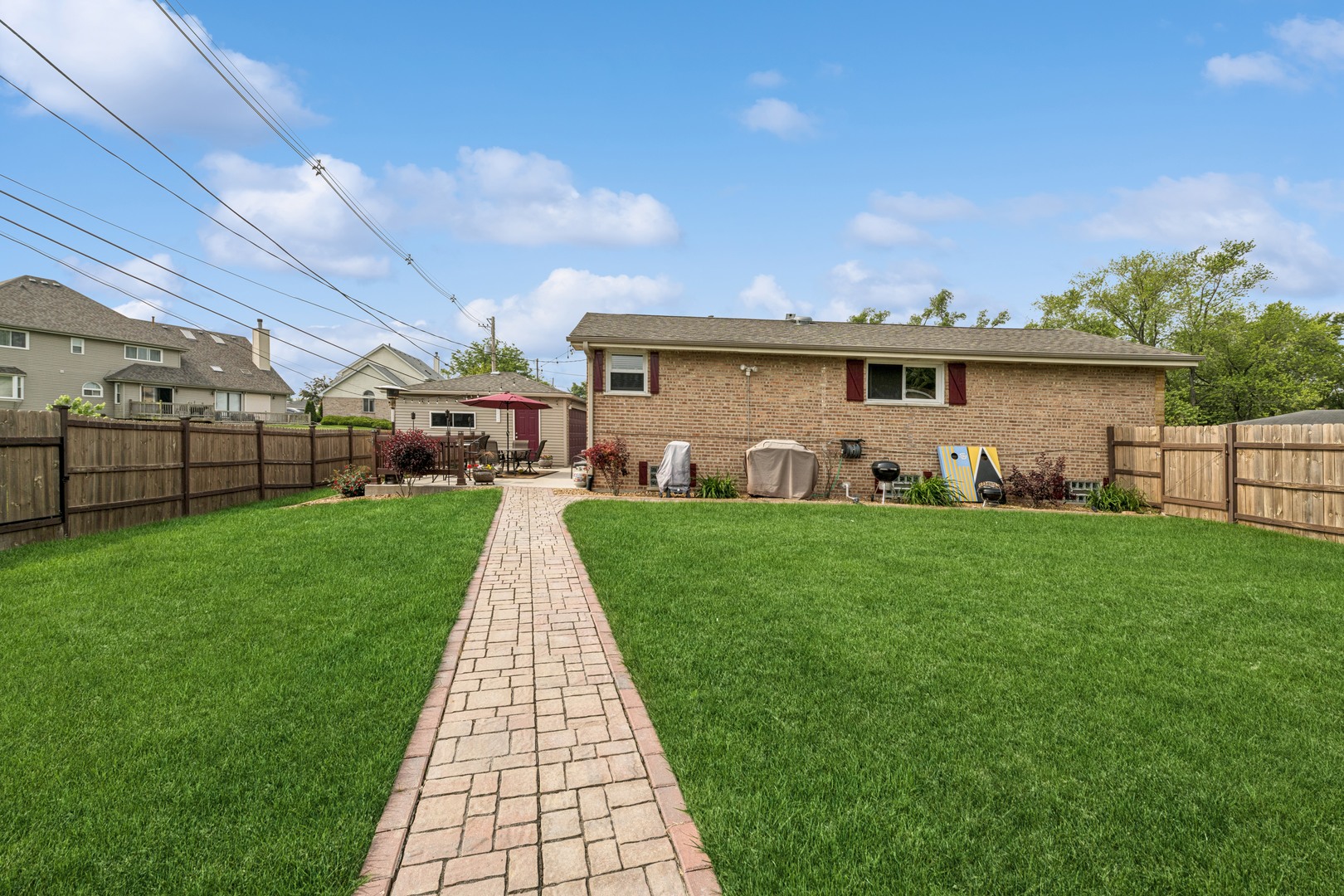 381 Iris Lane, Chicago Heights, IL 60411
