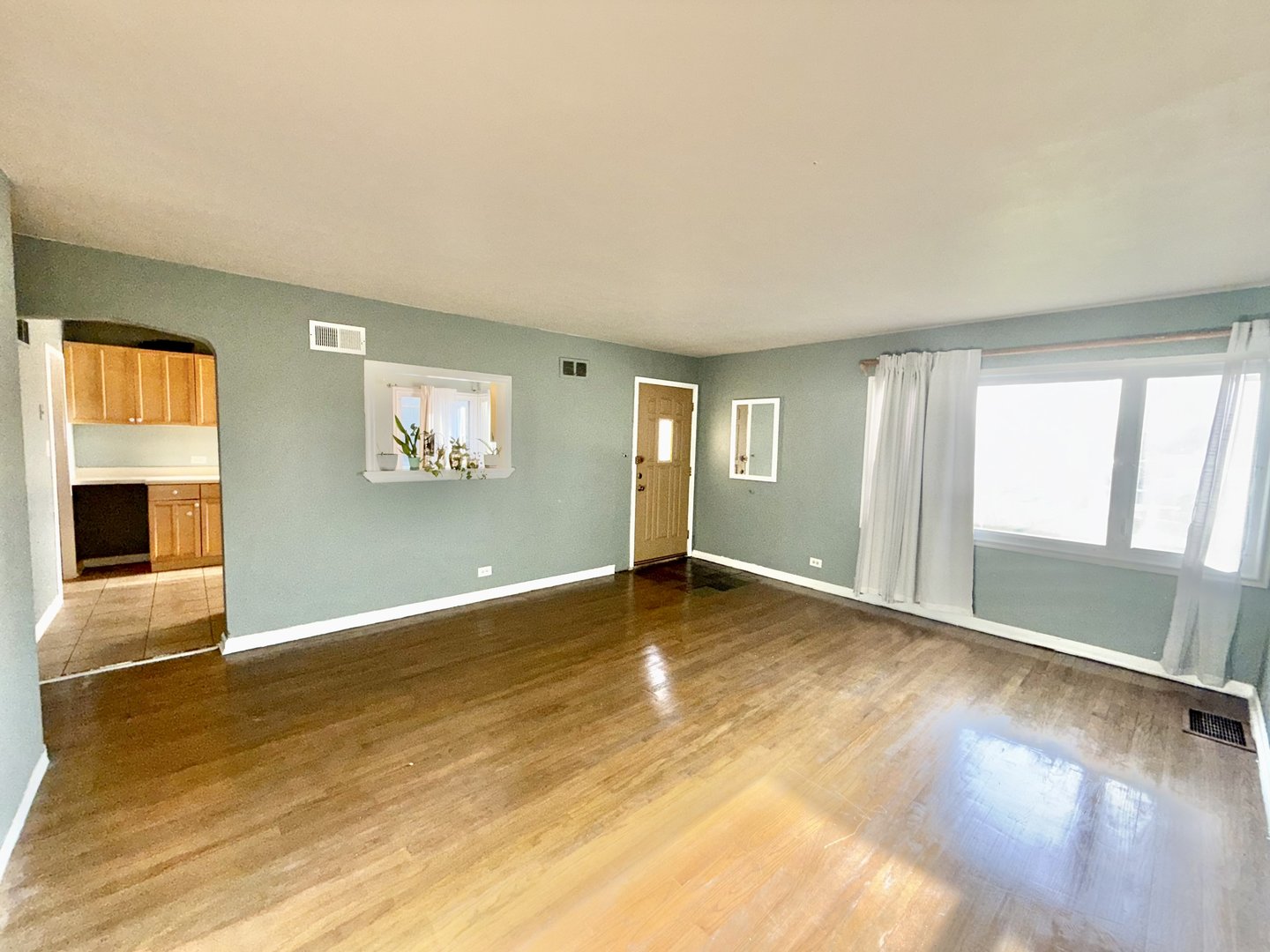 7825 S Pulaski Road, Chicago, IL 60652