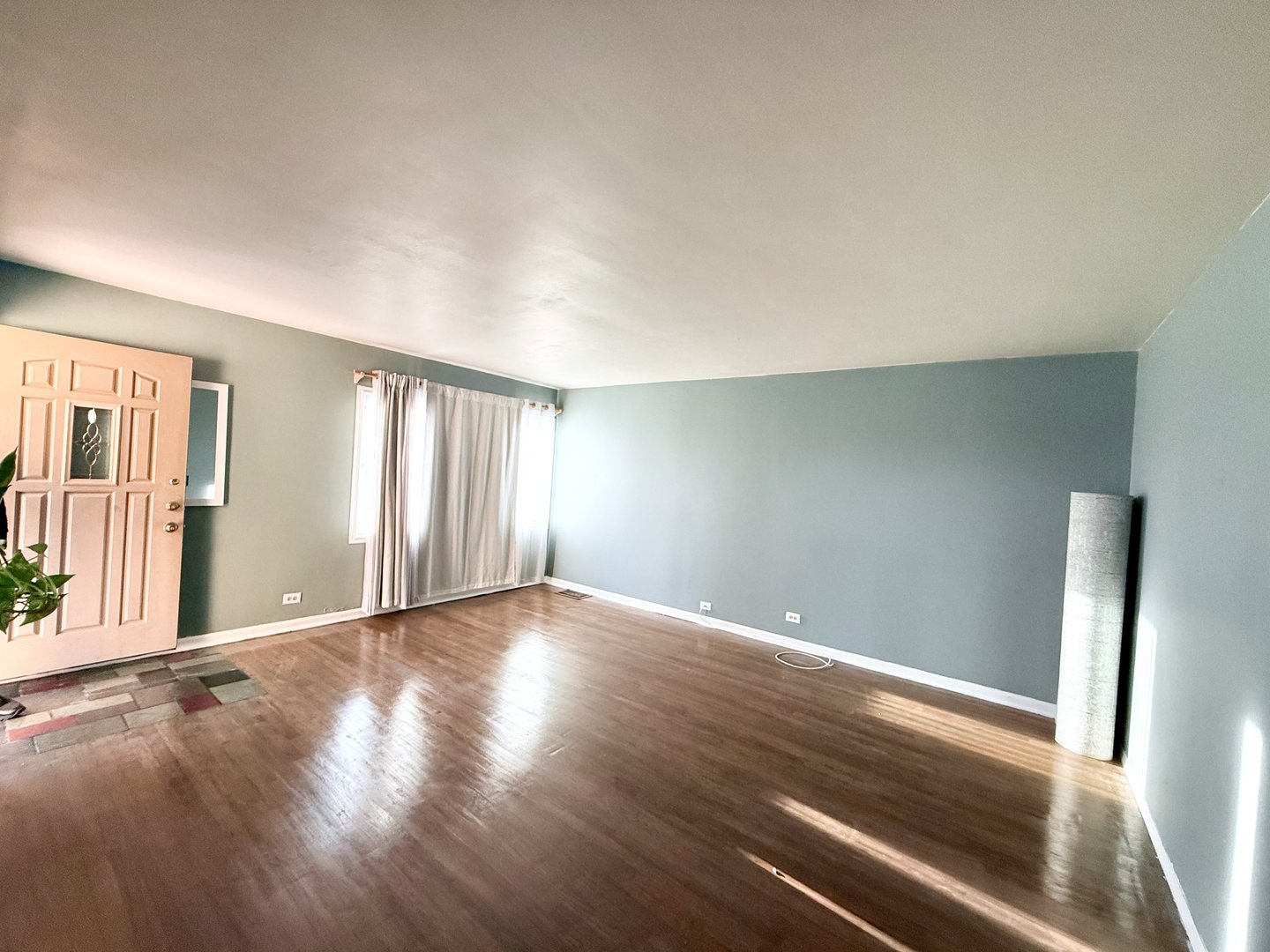 7825 S Pulaski Road, Chicago, IL 60652