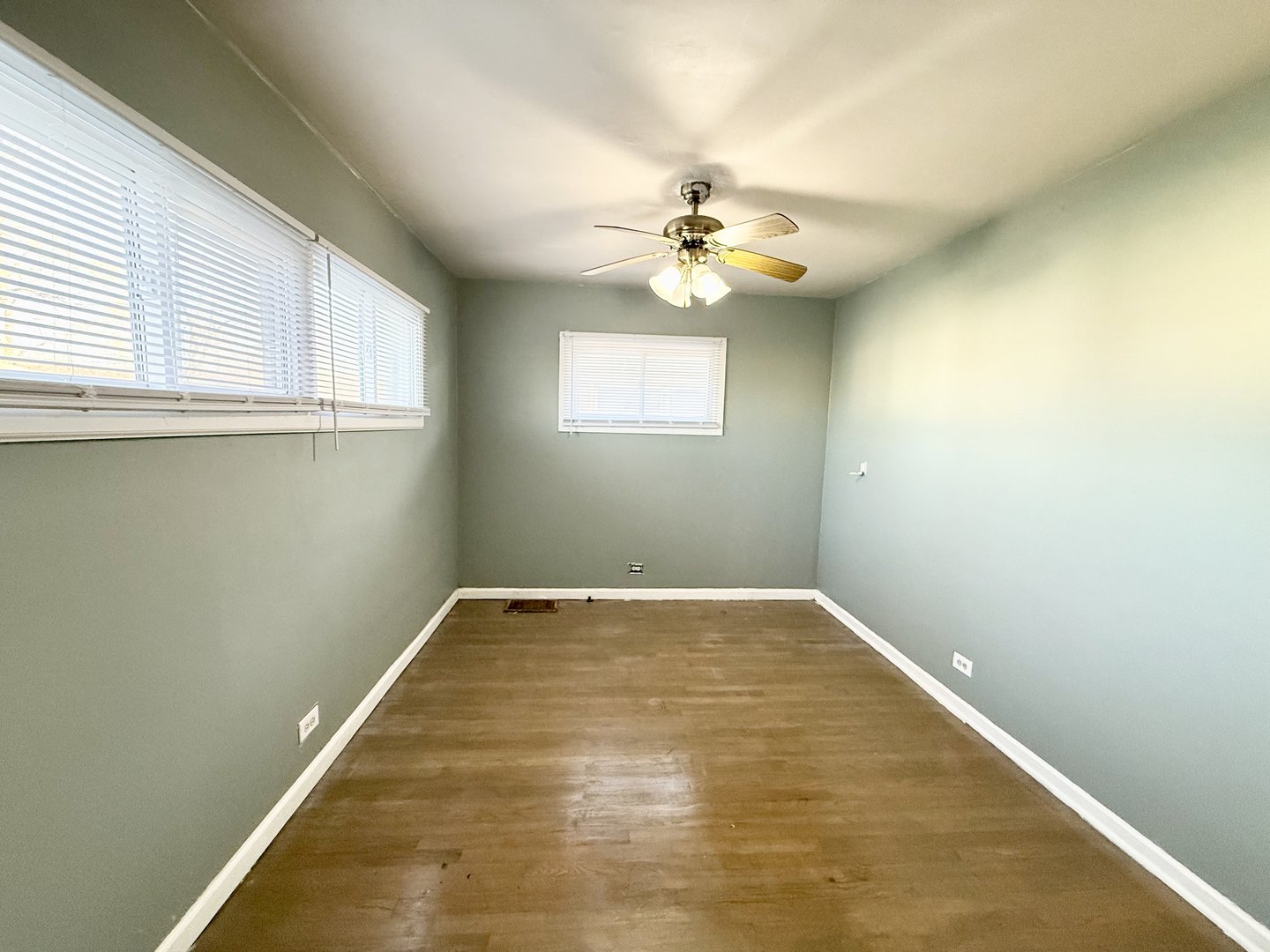 7825 S Pulaski Road, Chicago, IL 60652