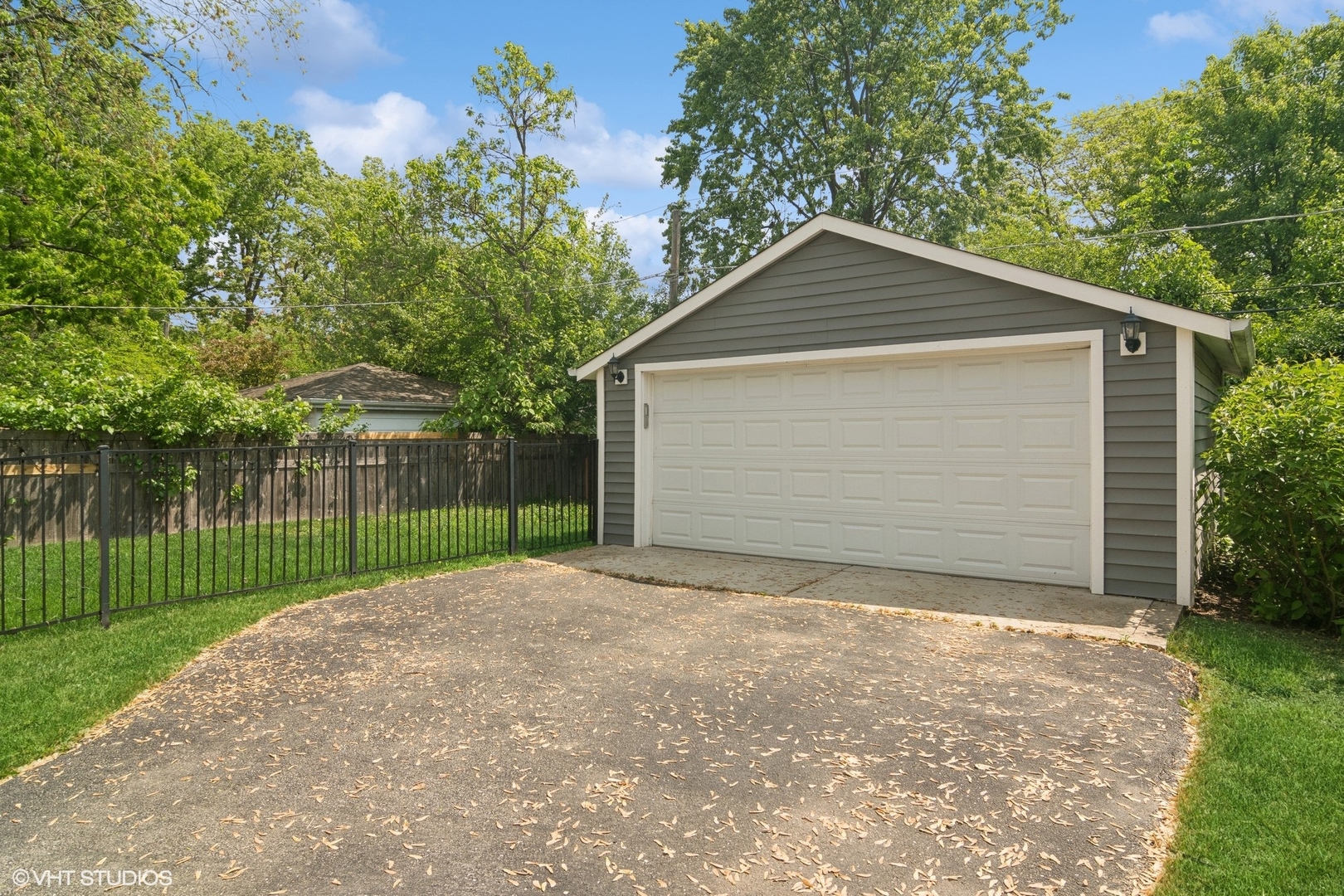 1361 Cavell Avenue, Highland Park, IL 60035