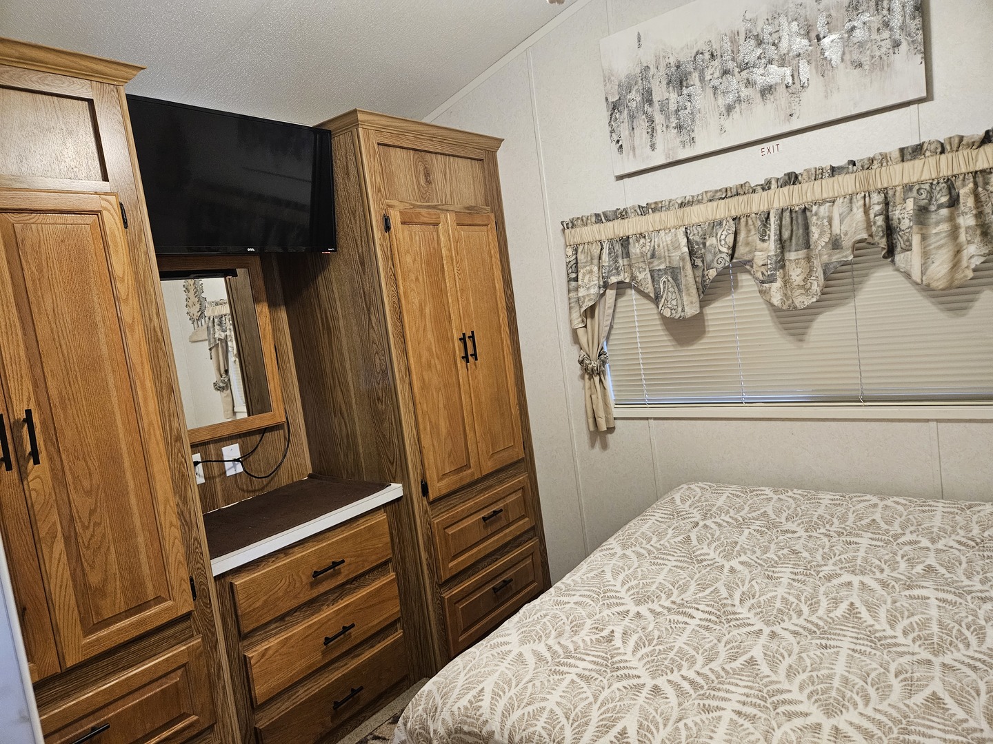 17/110 Woodhaven Lakes, Sublette, IL 61367
