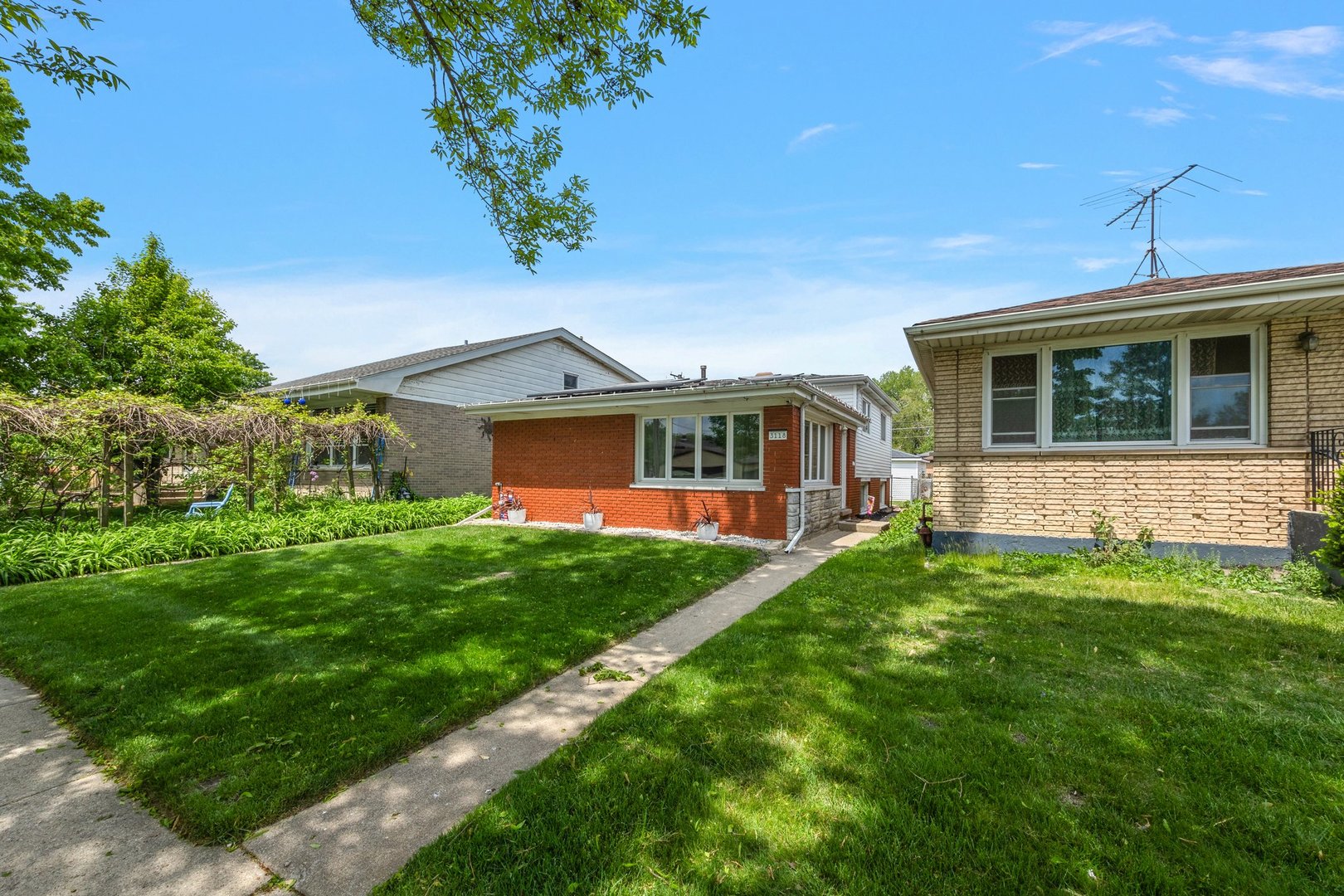 3118 E 130th Street, Chicago, IL 60633