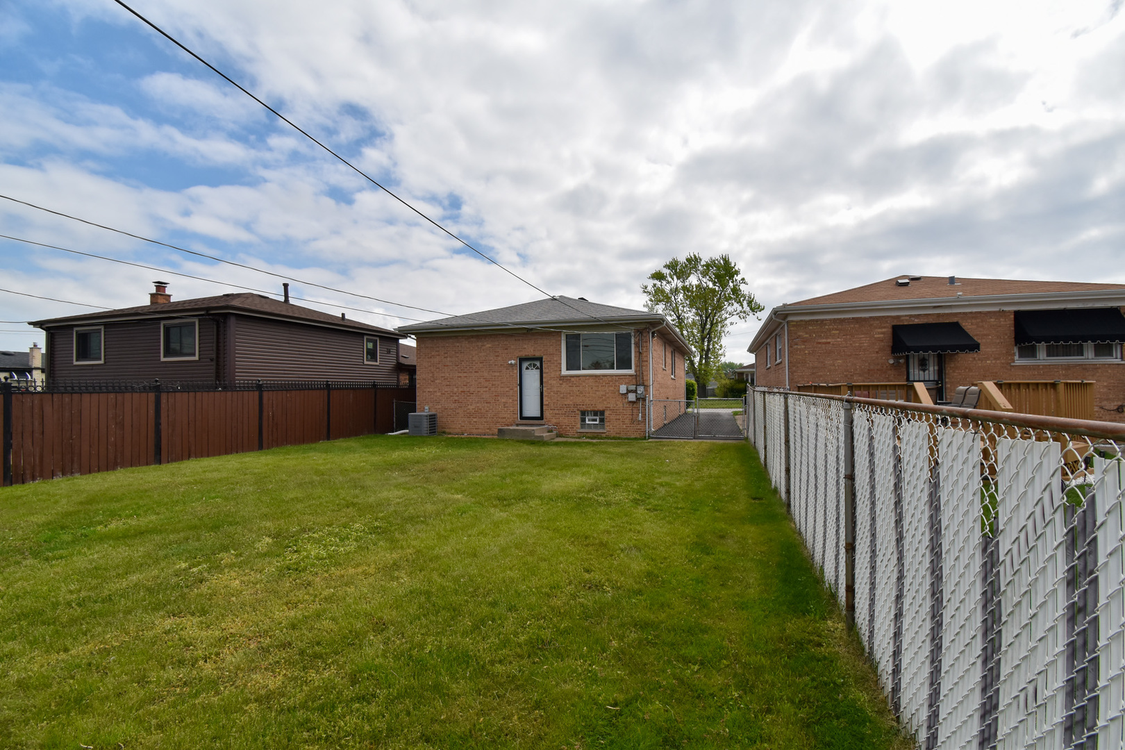 430 Marquette Avenue, Calumet City, IL 60409