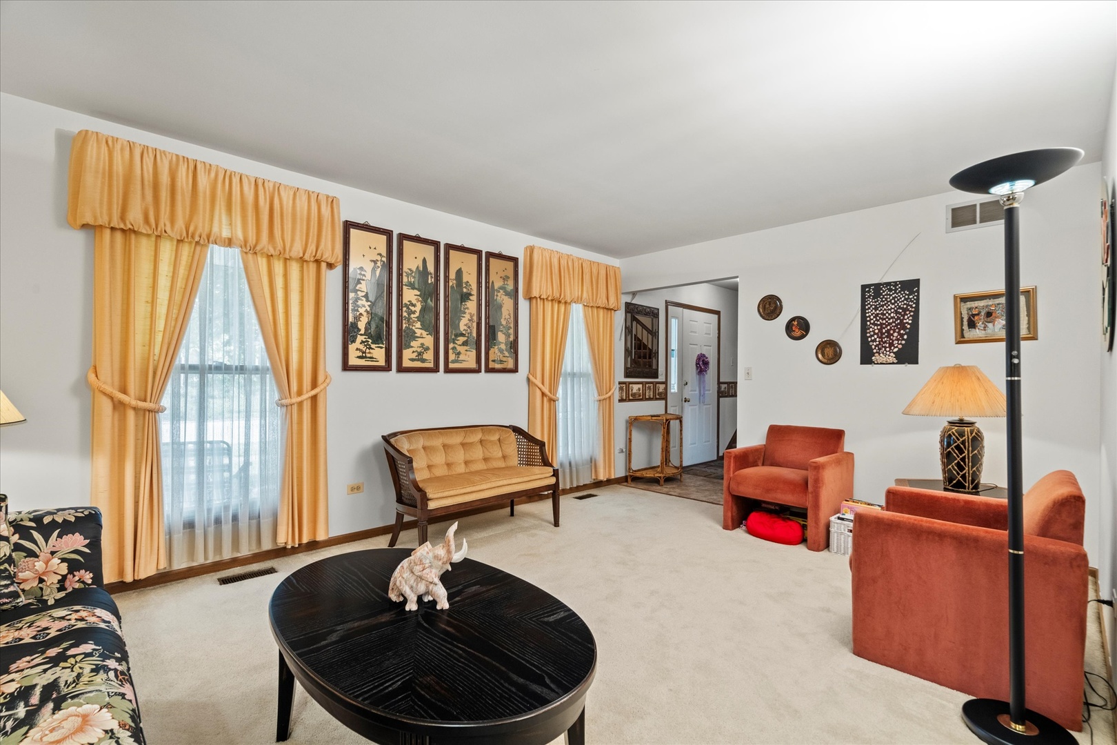 620 W 58th Street, Westmont, IL 60559