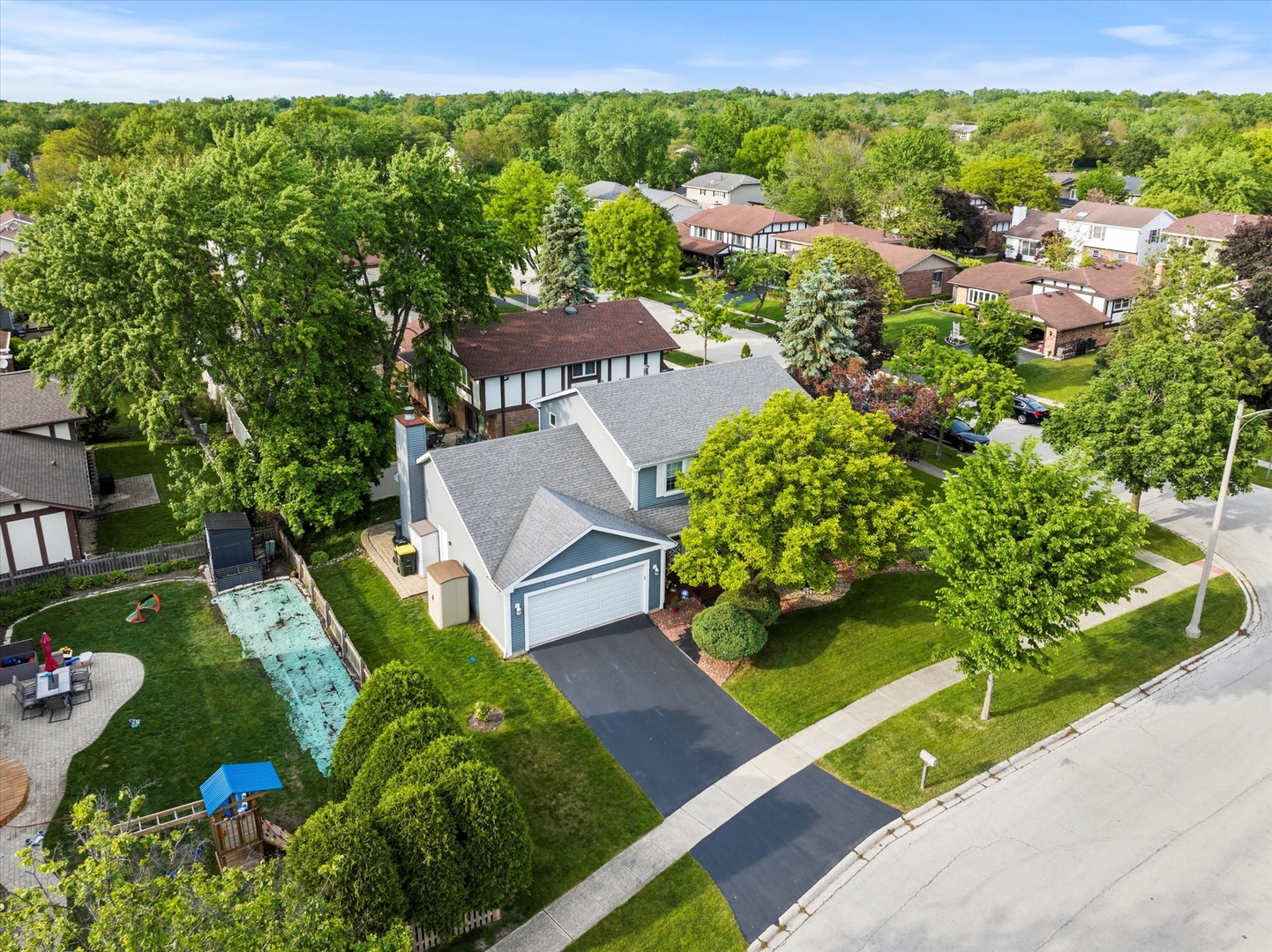 620 W 58th Street, Westmont, IL 60559