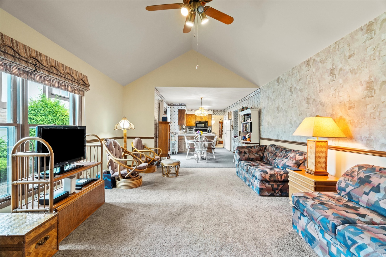 620 W 58th Street, Westmont, IL 60559