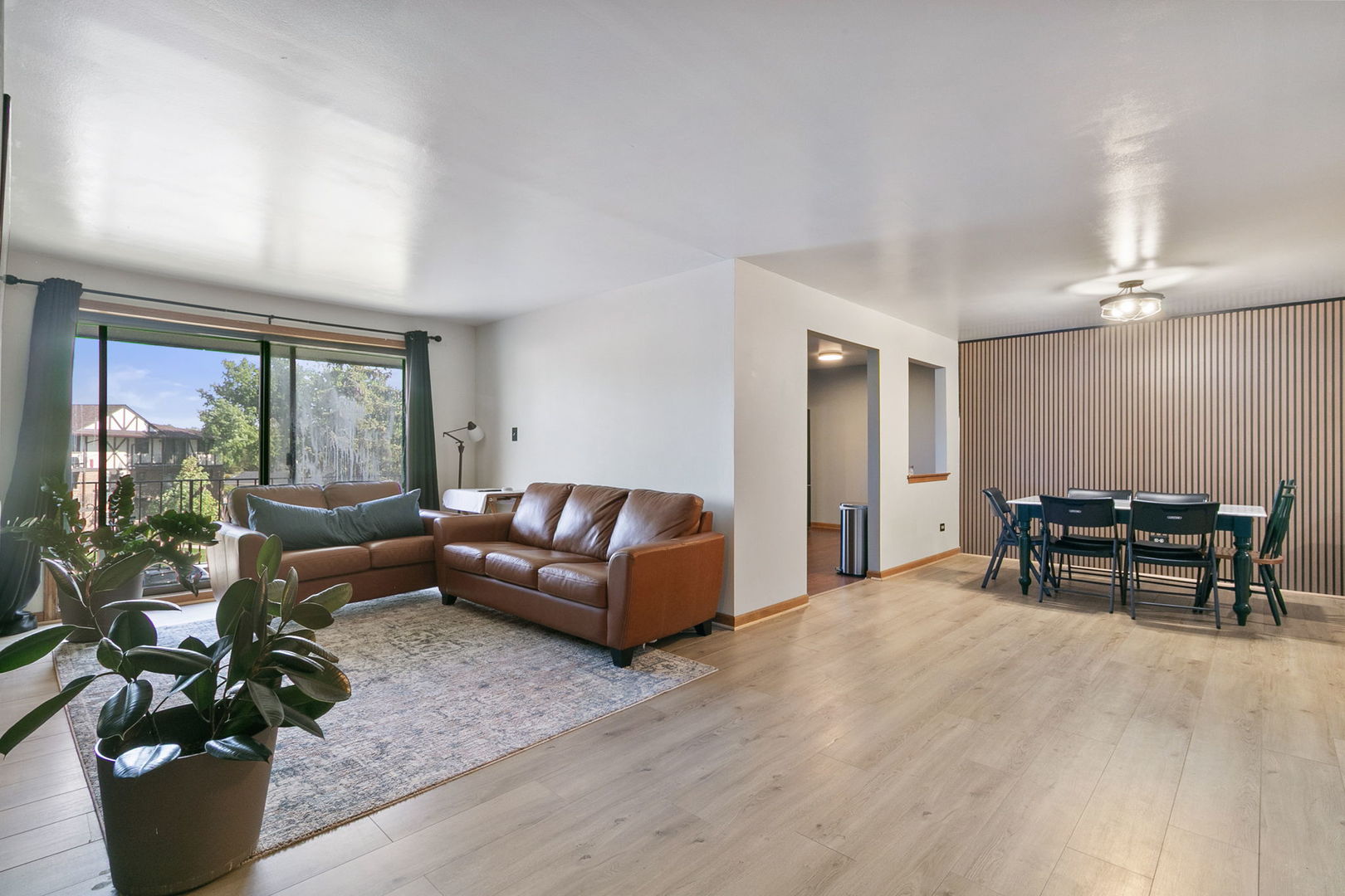 11015 S Theresa Circle #3C, Palos Hills, IL 60465