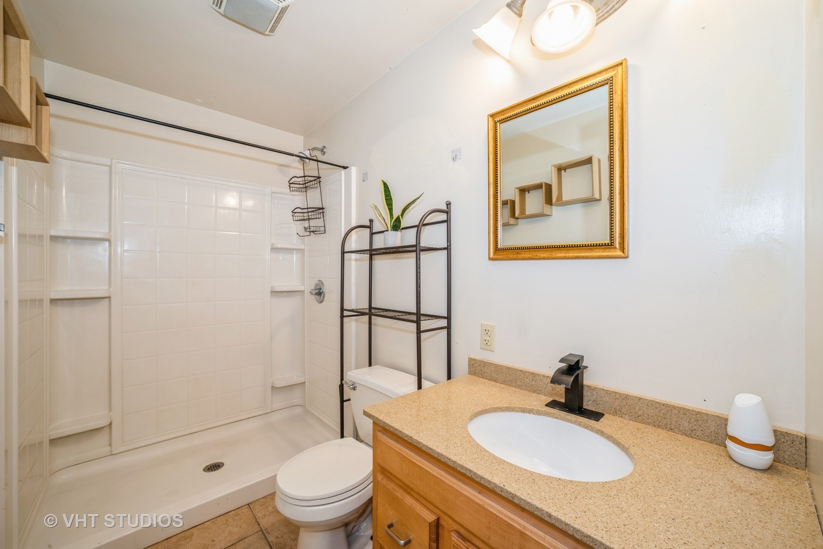 880 Marcella Road, Merrillville, IN 46410
