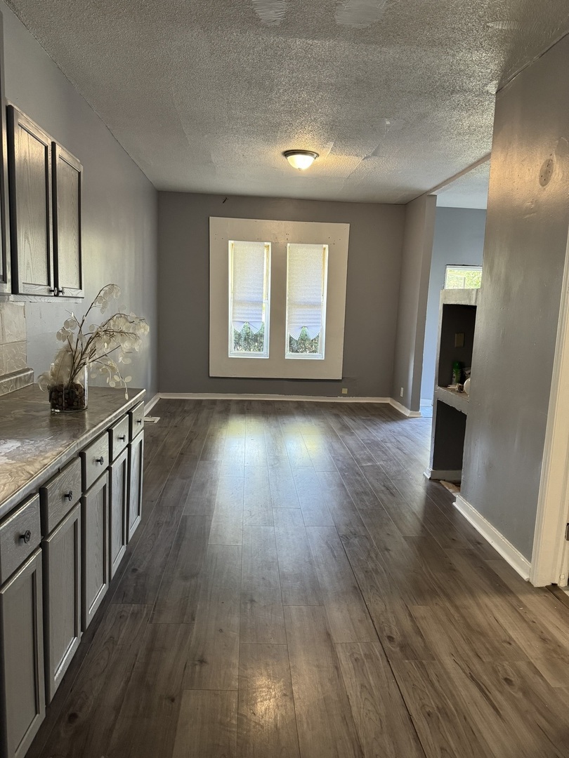 15829 Loomis Avenue, Harvey, IL 60426