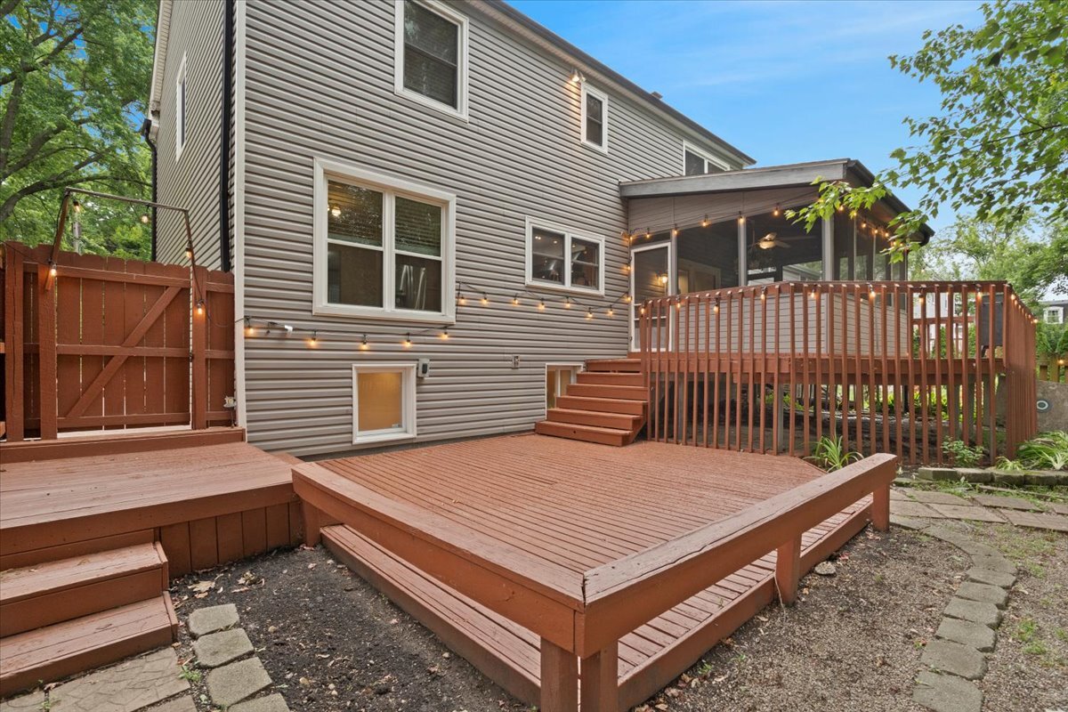 308 Eastern Avenue, Barrington, IL 60010