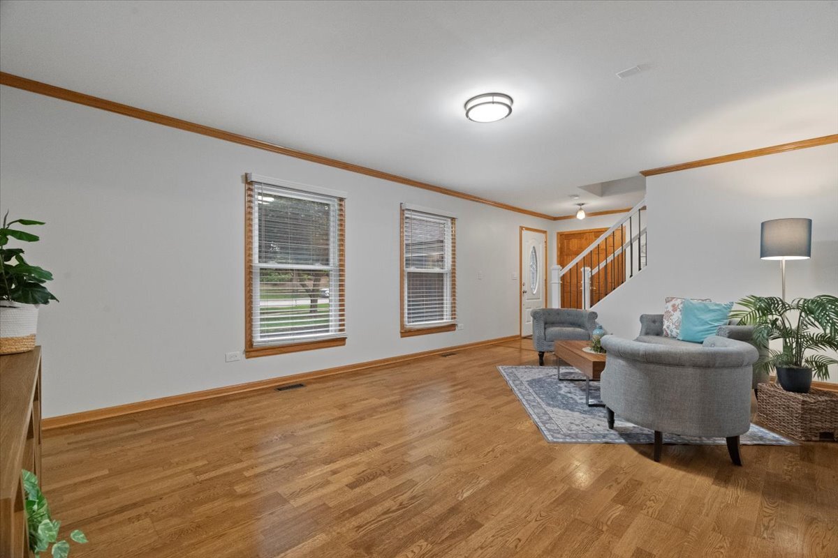 308 Eastern Avenue, Barrington, IL 60010