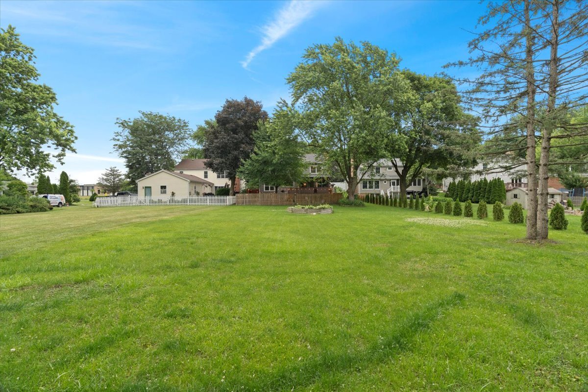 308 Eastern Avenue, Barrington, IL 60010