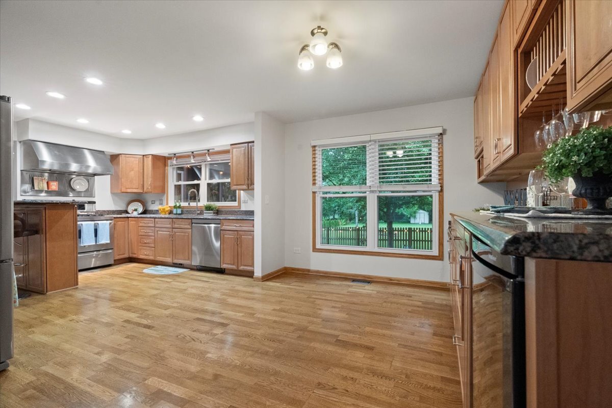 308 Eastern Avenue, Barrington, IL 60010