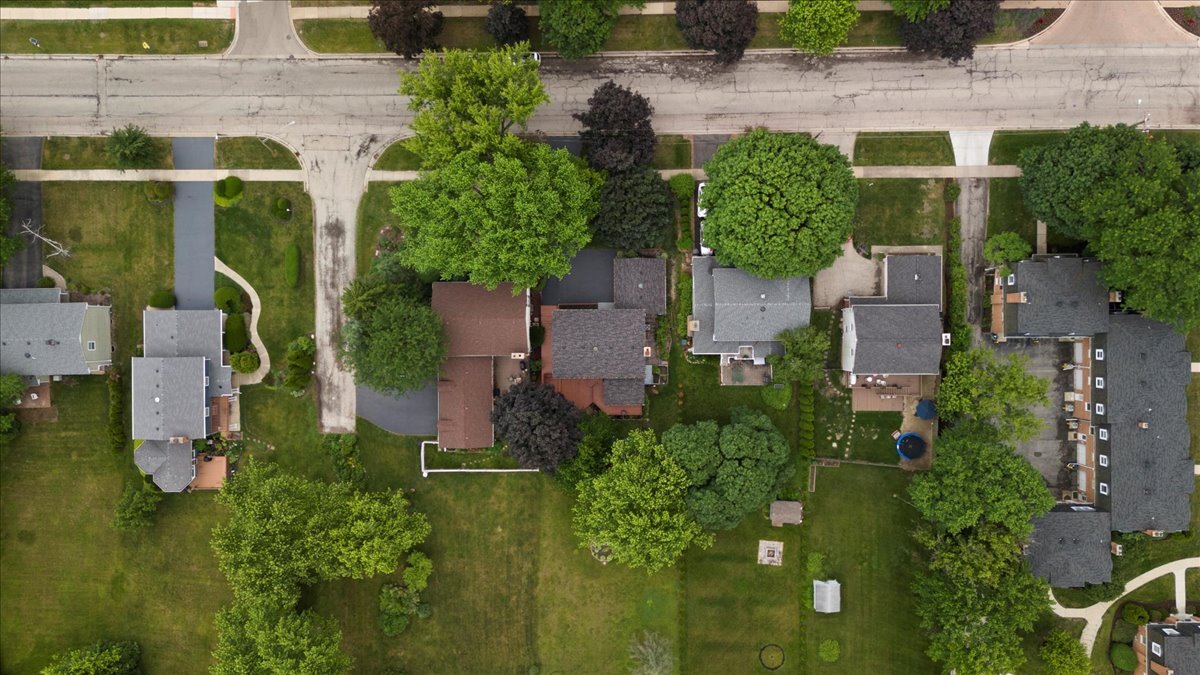 308 Eastern Avenue, Barrington, IL 60010