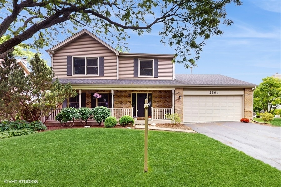 2564 Brockton Circle, Naperville, IL 60565