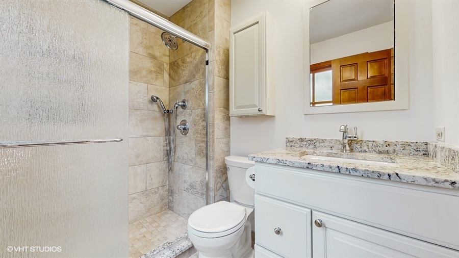2564 Brockton Circle, Naperville, IL 60565