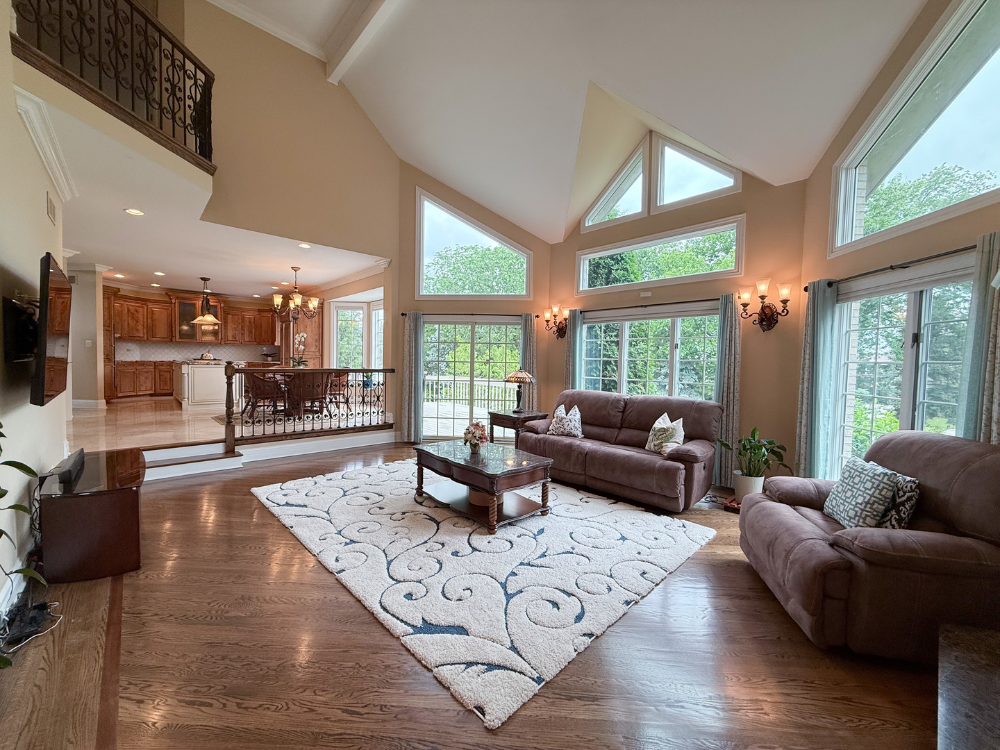 5 Todor Court, Burr Ridge, IL 60527