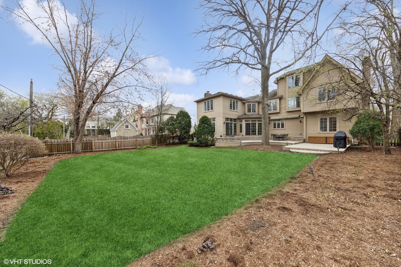 210 S Prospect Street, Clarendon Hills, IL 60514