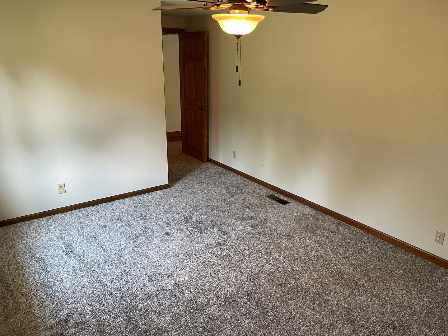 11401 W Grange Hall Road, Brimfield, IL 61517