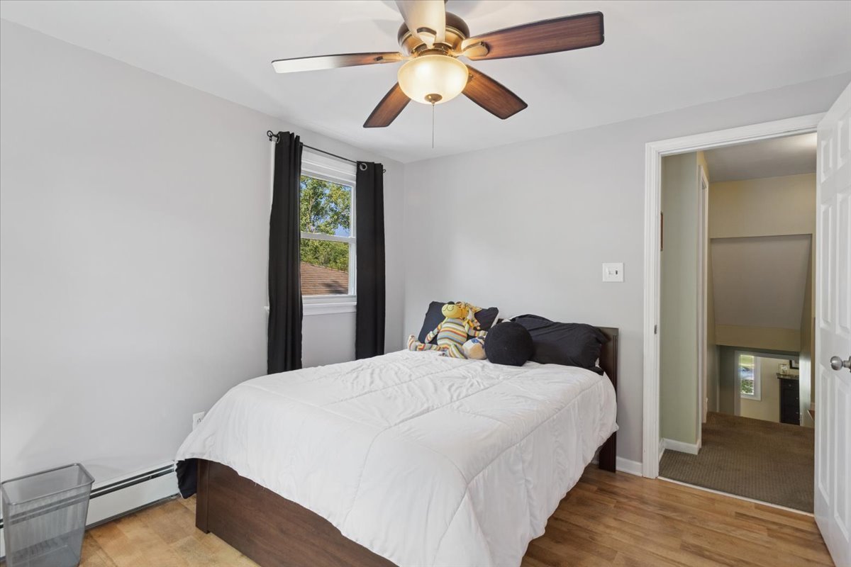 5720 Dunham Road, Downers Grove, IL 60516