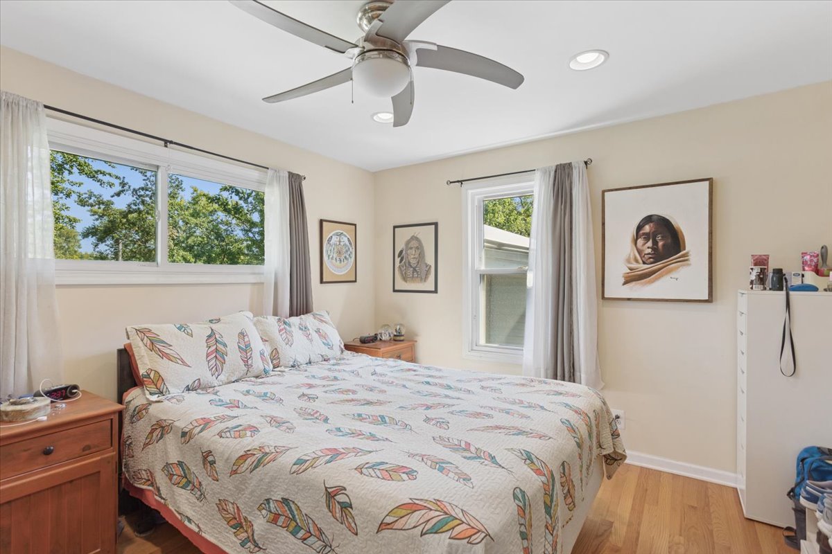 5720 Dunham Road, Downers Grove, IL 60516