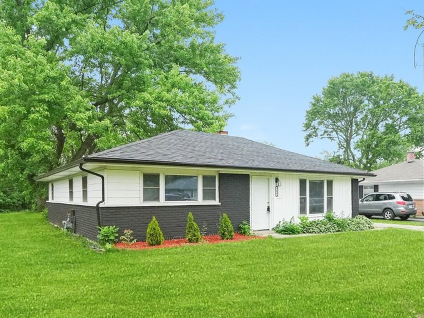 329 Blackhawk Drive, Park Forest, IL 60466