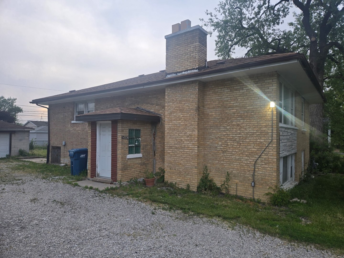 14336 Lincoln Avenue, Dixmoor, IL 60426