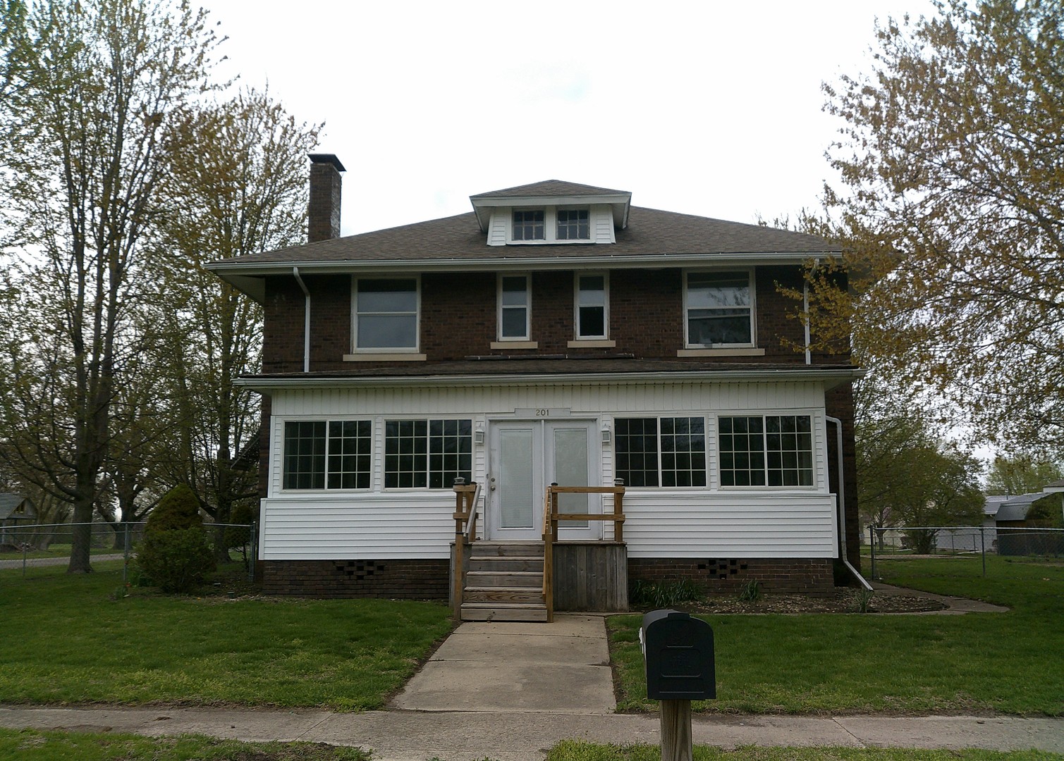 201 E North Street, Ridge Farm, IL 61870