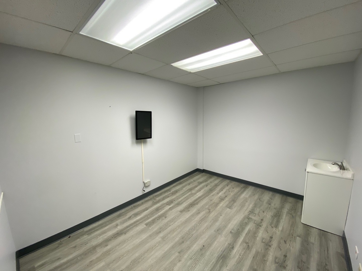2555 Lincoln Highway #113, Olympia Fields, IL 60461