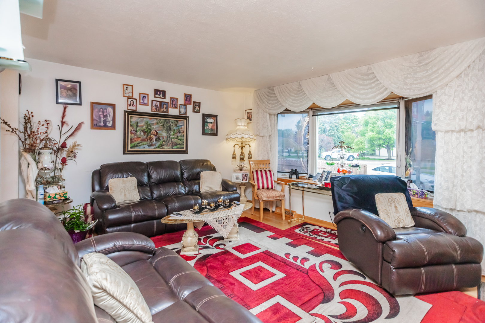 5938 W 83rd Street, Burbank, IL 60459