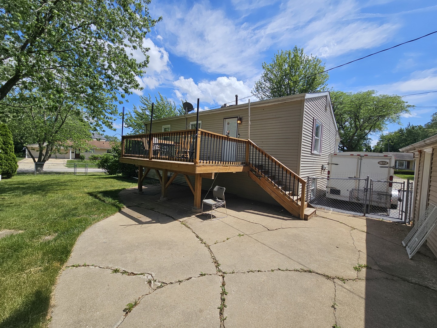 315 Cedar Circle, Streamwood, IL 60107