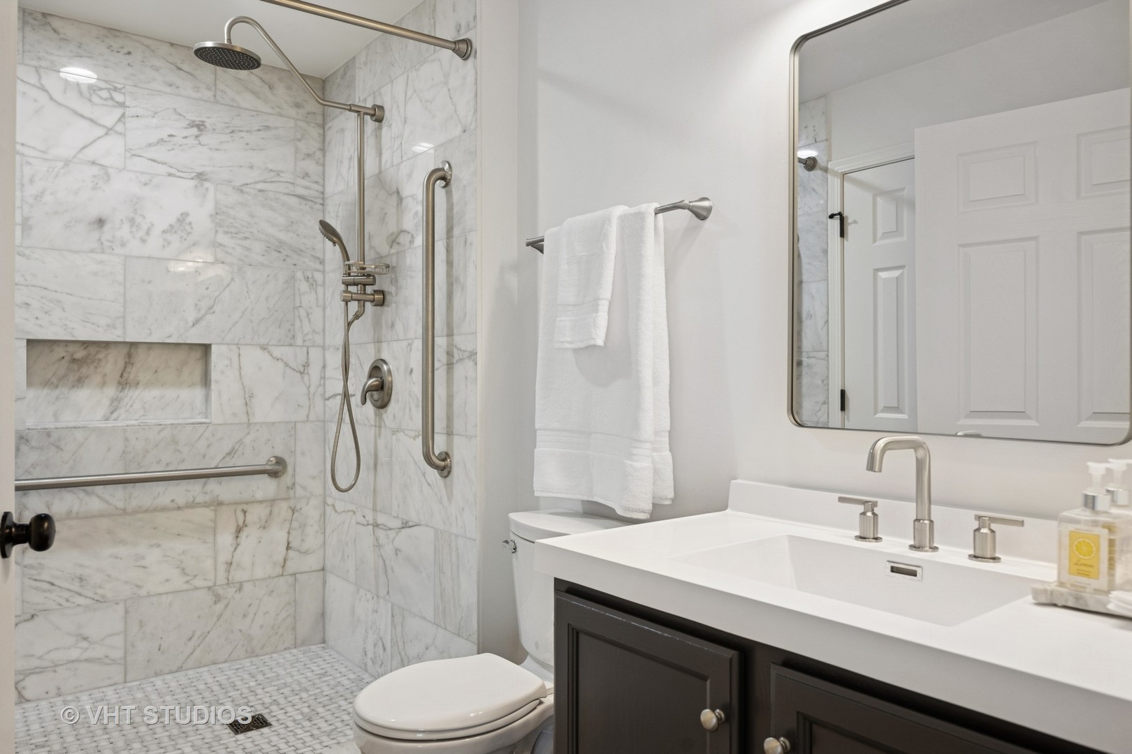 2170 Fulham Drive #2170, Naperville, IL 60564