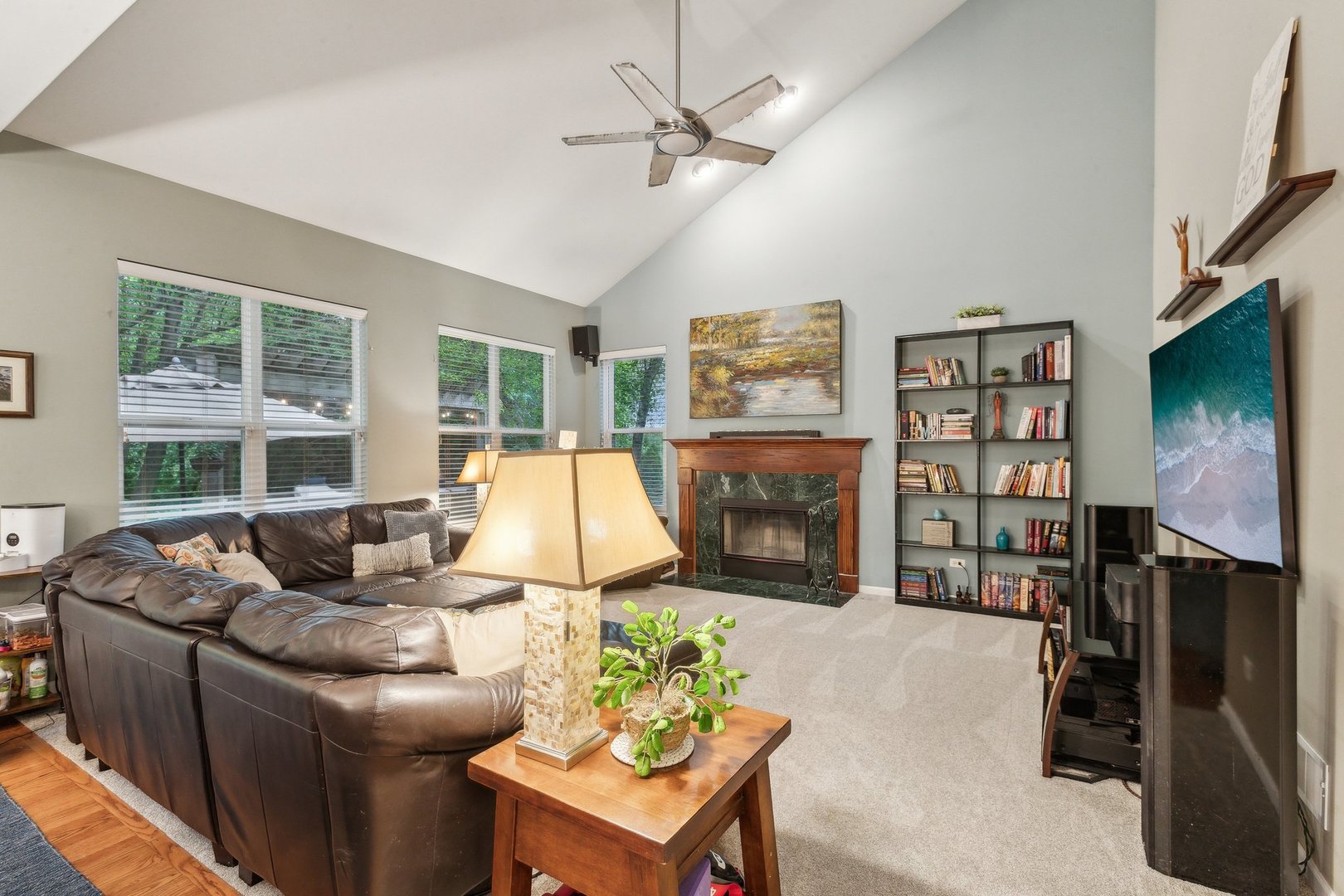 915 Eaton Court, Lake Villa, IL 60046